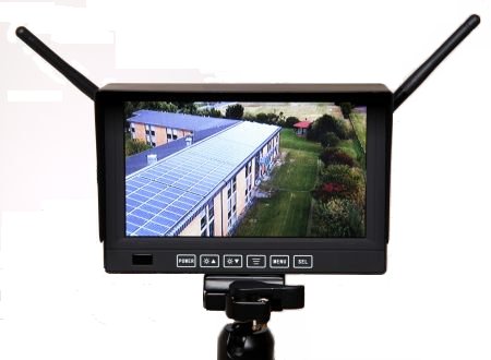 LCD Monitor 7 Inch with sunshield - 5.5mm output connector - Click Image to Close